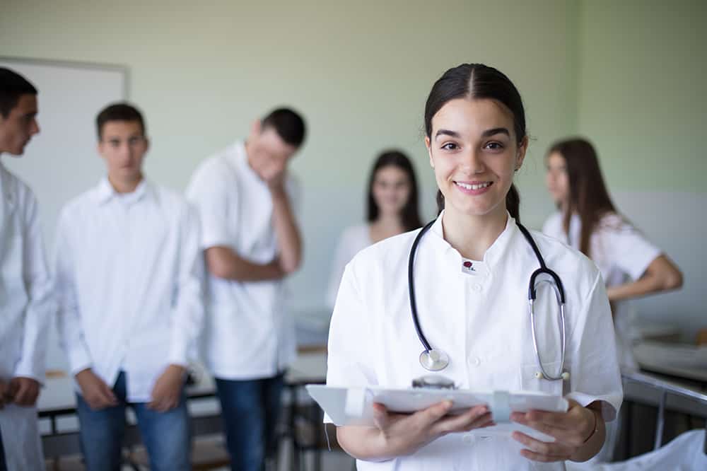 Traditional & Surprising PreMed Majors [And How to Choose]