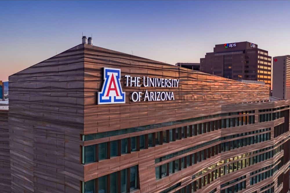 Boost Your MCAT Score with Premier Tutors for University of Arizona College of Medicine | MedSchoolCoach Local Experts