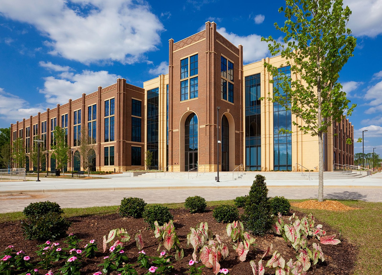 Boost Your MCAT Score with Premier Tutors for Alabama College of Osteopathic Medicine | MedSchoolCoach Local Experts