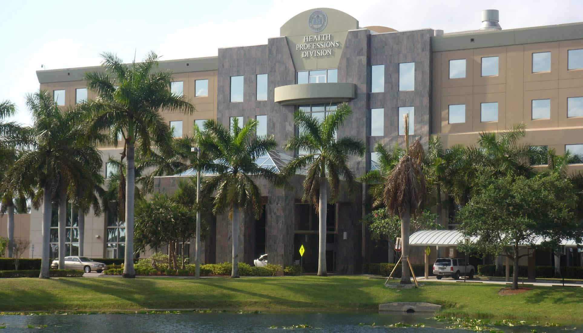 Nova Southeastern University Dr. Kiran C. Patel College of Osteopathic Medicine Featured Med School Image